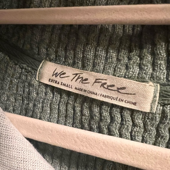 Free People Cropped Sweater/Sweatshirt - Picture 5 of 5